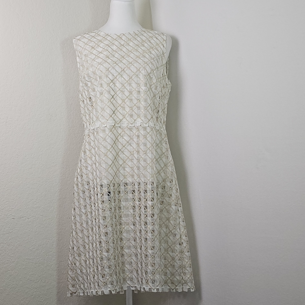 Elie Tahari Gold Metallic Lace Sheath Dress Sz S